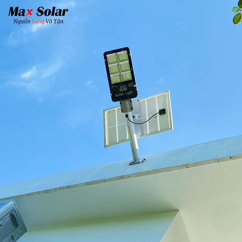 Đèn năng lượng với khả năng chiếu sáng phủ tới 250m2