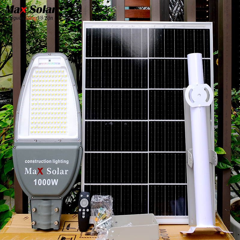 Đèn năng lượng mặt trời phi thuyền 1000W